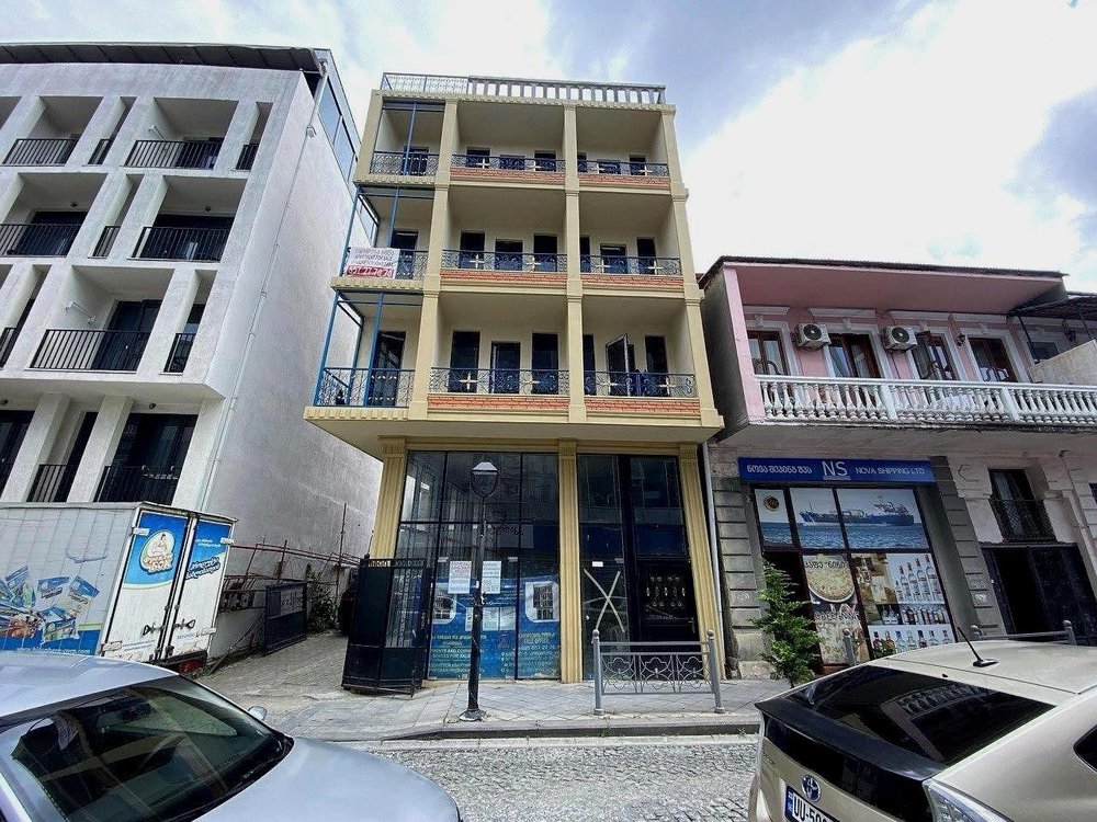 Revaz Komakhidze St, 7