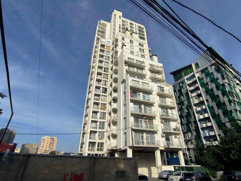 Marshal Gelovani Ave, 52