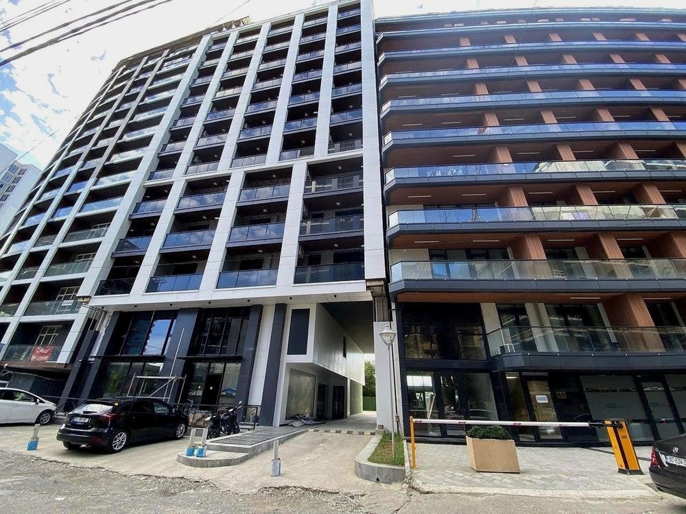 19 Rejeb Nizharaadze Street