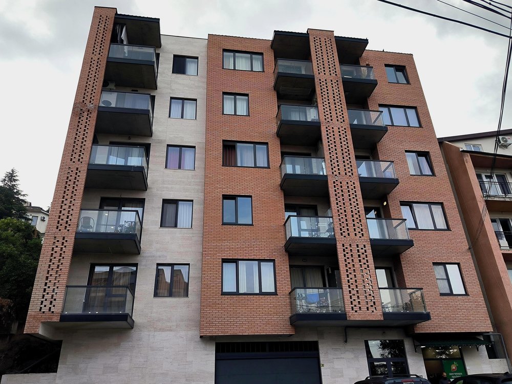 Irakli Gamrekeli St, 37a