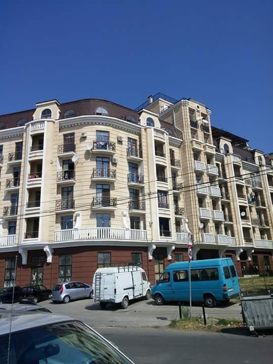 Bidzina Kvernadze St, 20